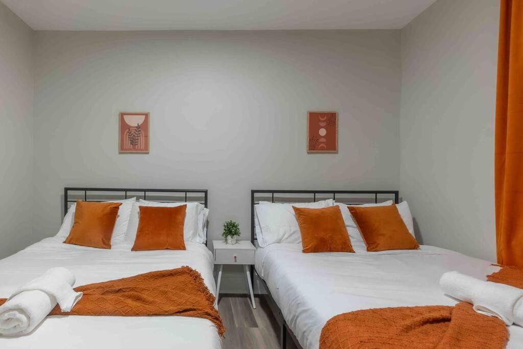 Apartamento Pumpkin Premise By Airport, 5 Beds, Sleeps 8, Book 7 Days, Get 20 Percent Off Newark Exterior foto