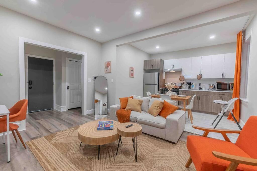 Apartamento Pumpkin Premise By Airport, 5 Beds, Sleeps 8, Book 7 Days, Get 20 Percent Off Newark Exterior foto